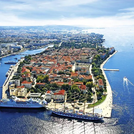 דירה In *