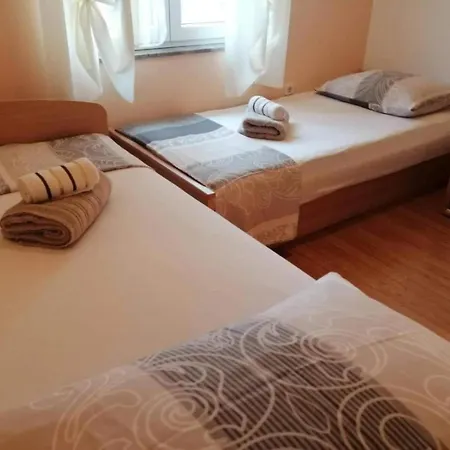In Zaton * Zaton (Zadar)